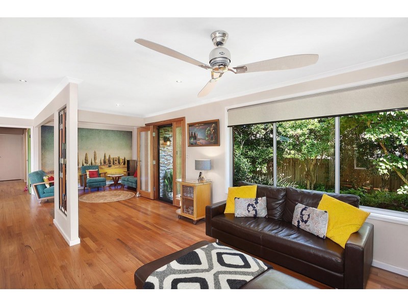 25 Gurrigal Street, Kincumber NSW 2251