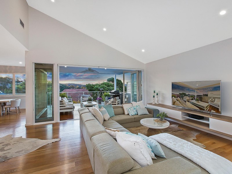 33 Barnhill Road, Terrigal NSW 2260