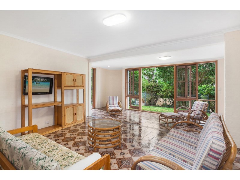 77 Beachview Esplanade, Macmasters Beach NSW 2251
