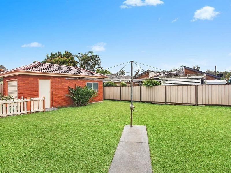 10 Captain Cook Crescent, Long Jetty NSW 2261
