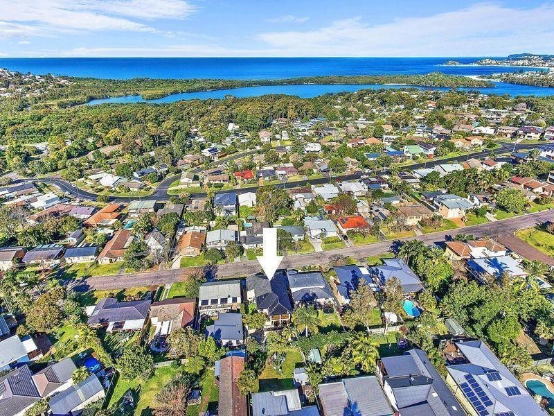 15 Benwerrin Road, Wamberal NSW 2260