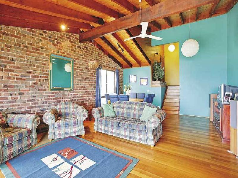2 Circulo Drive, Copacabana NSW 2251