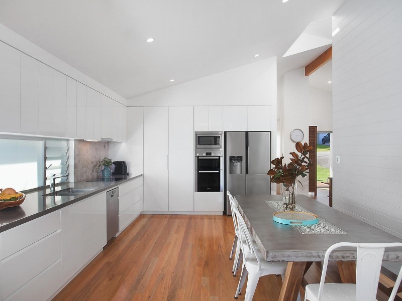 18 Lumeah Avenue, Wamberal NSW 2260