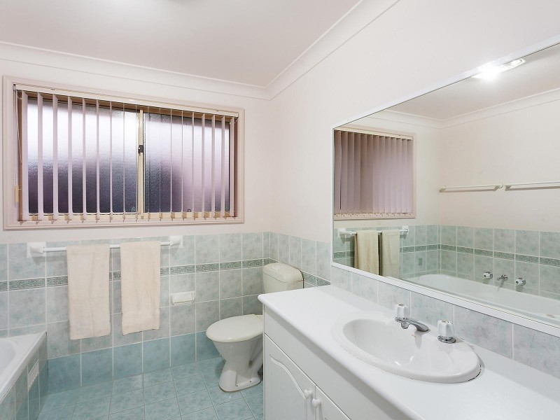 81 Thames Drive, Erina NSW 2250