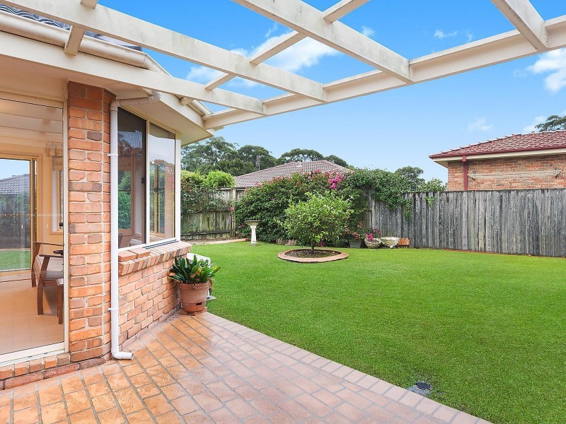 81 Thames Drive, Erina NSW 2250