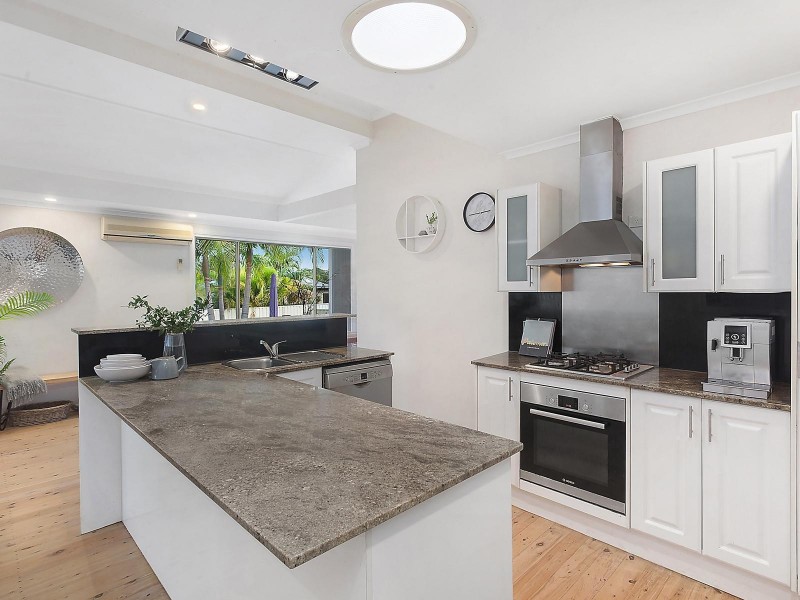 7 Blue Bell Drive, Wamberal NSW 2260