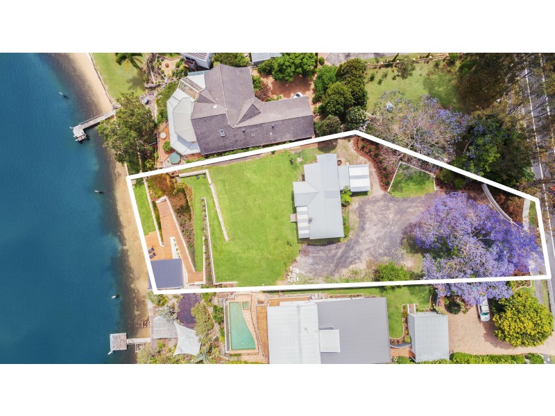 19 Empire Bay Drive, Daleys Point NSW 2257