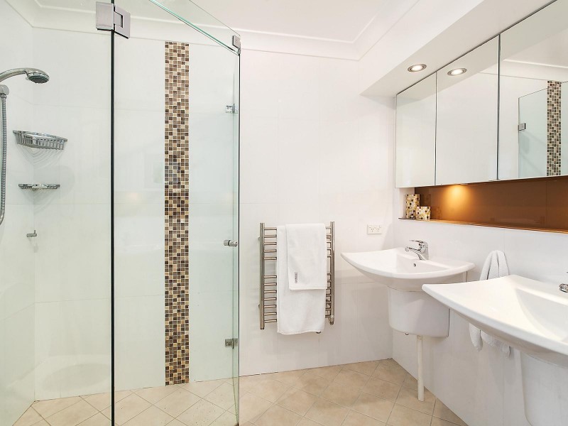 2 Calais Road, Wamberal NSW 2260