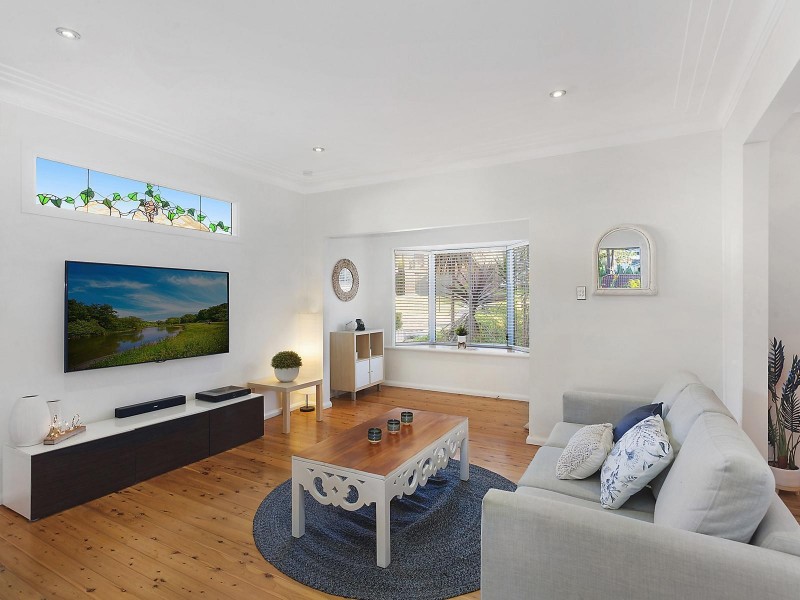 51 Old Gosford Road, Wamberal NSW 2260