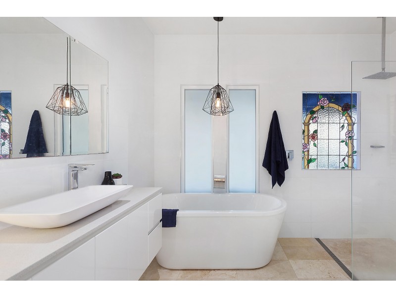 51 Old Gosford Road, Wamberal NSW 2260