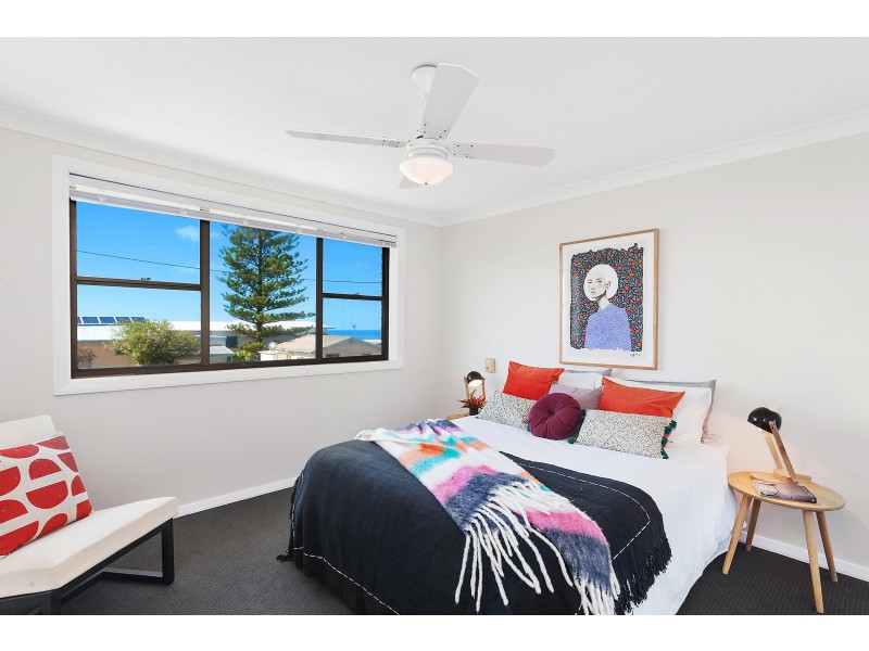 2 Pacific View Street, Forresters Beach NSW 2260