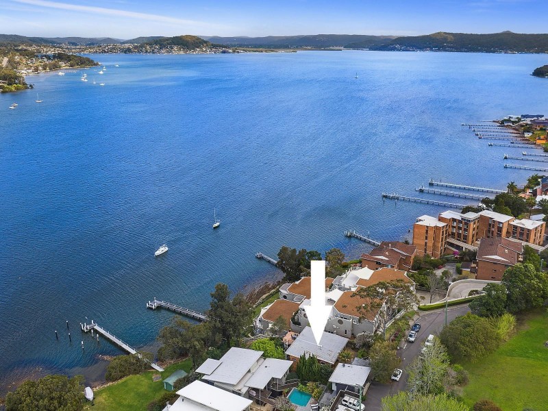 9 Wharf Street, East Gosford NSW 2250