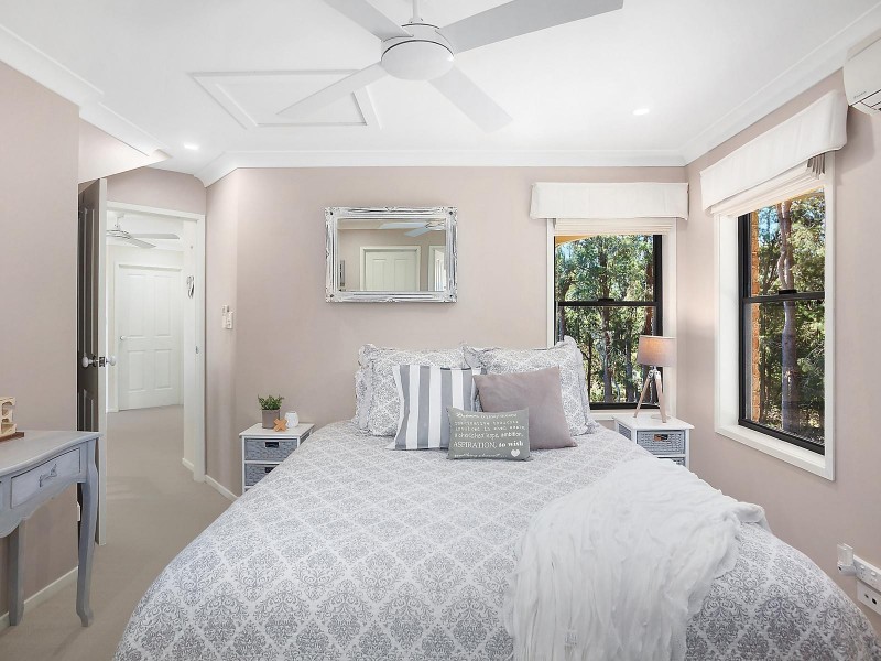 1/92 Bronzewing Drive, Erina NSW 2250