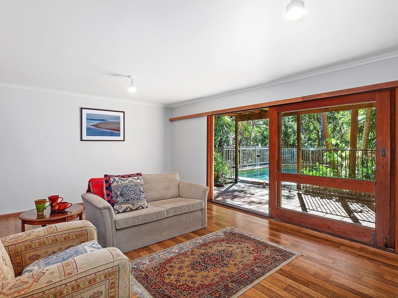 31 Beachview Esplanade, Macmasters Beach NSW 2251