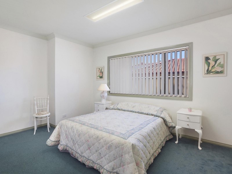 111 Bronzewing Drive, Erina NSW 2250