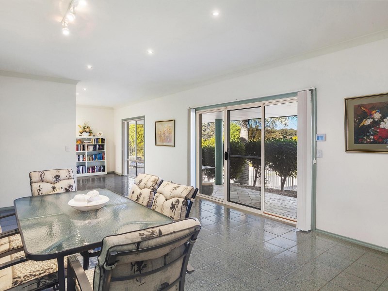 111 Bronzewing Drive, Erina NSW 2250