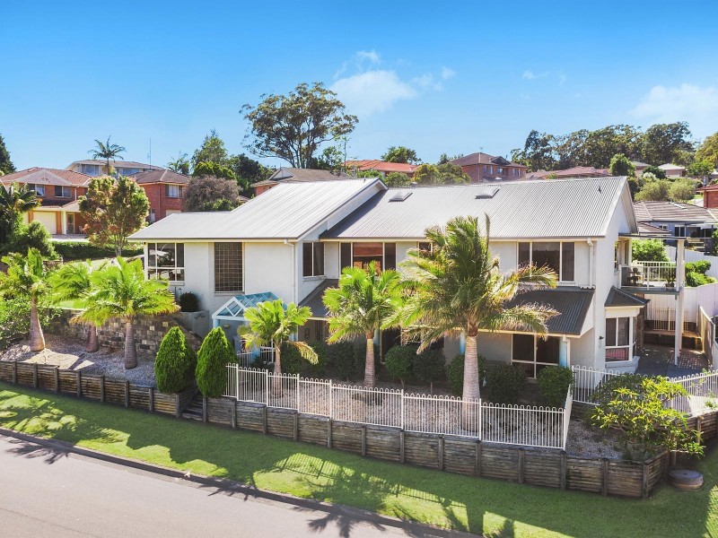 111 Bronzewing Drive, Erina NSW 2250