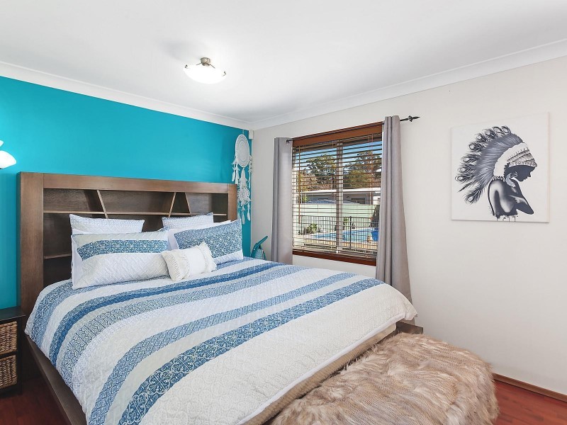 8 Fran Avenue, Berkeley Vale NSW 2261