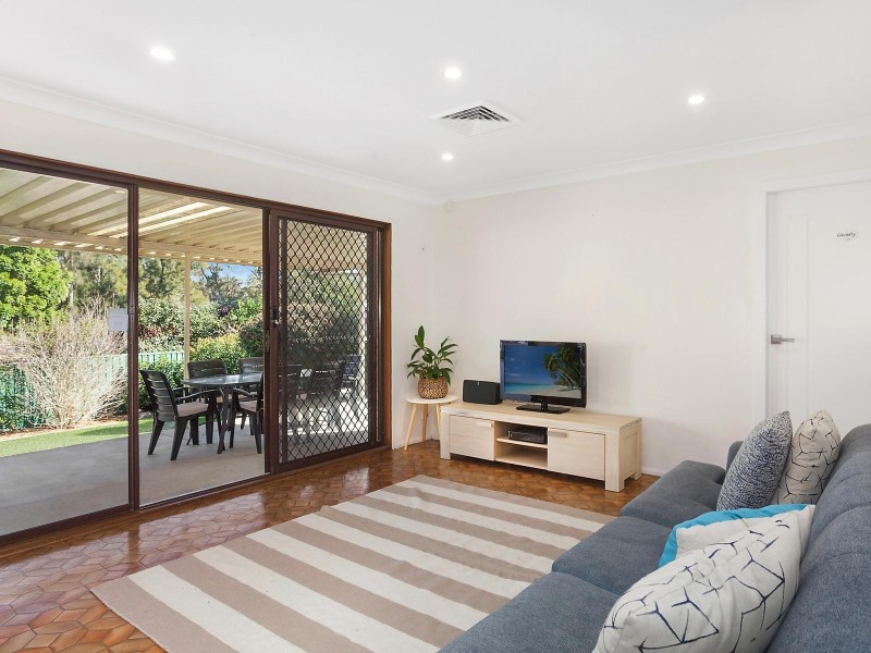 10 Highland Road, Green Point NSW 2251