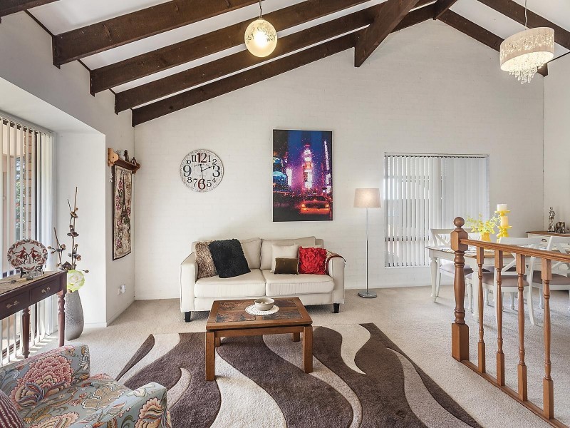 41 Noorong Avenue, Forresters Beach NSW 2260