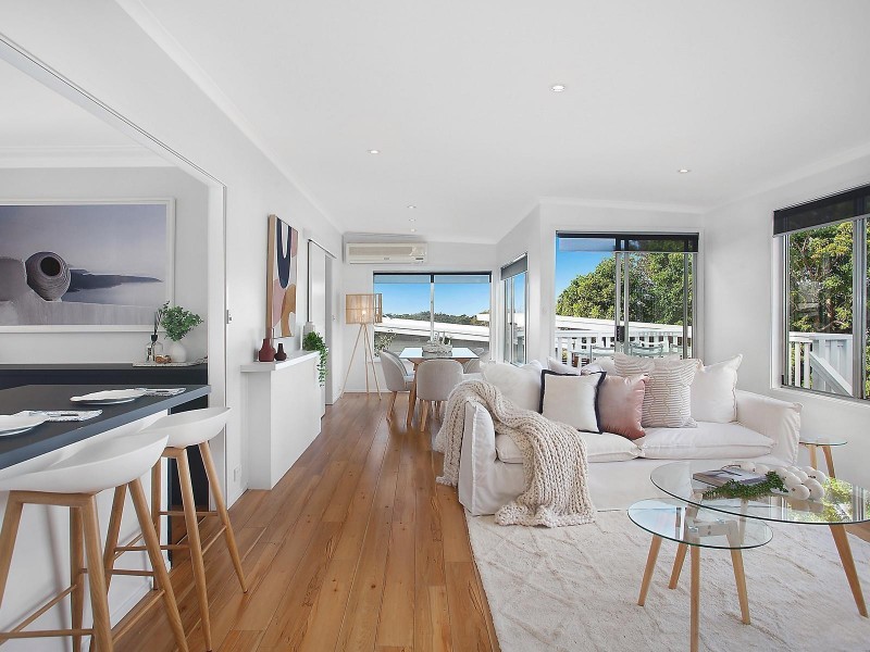 6 Seaview Avenue, Wamberal NSW 2260