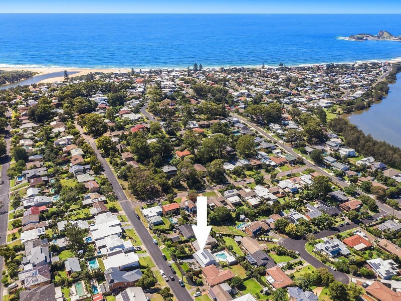 44 Hilltop Road, Wamberal NSW 2260