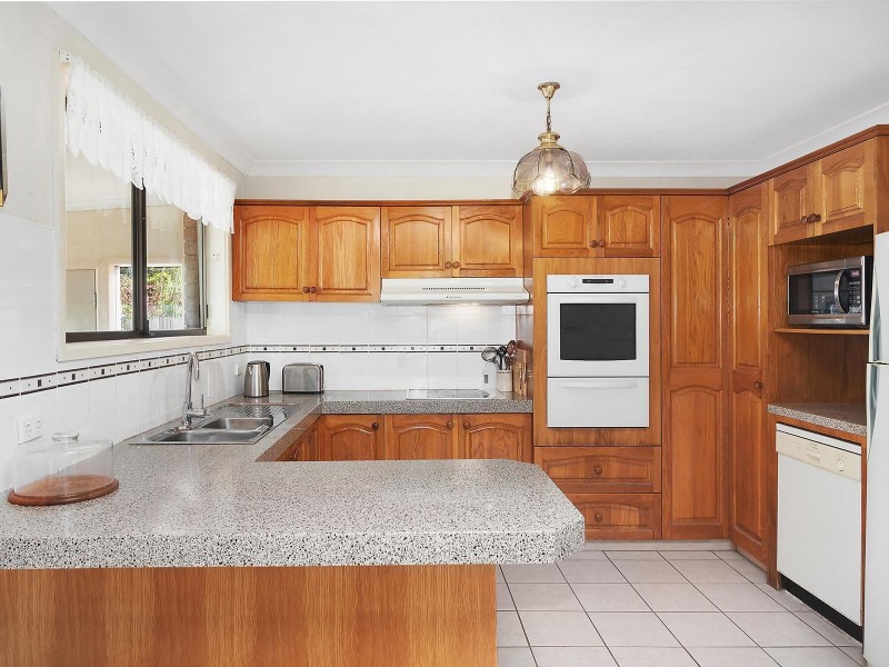 18 Heights Crescent, Wamberal NSW 2260