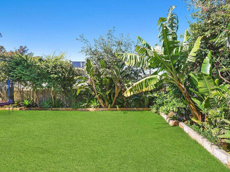 24 Fiesta Crescent, Copacabana NSW 2251