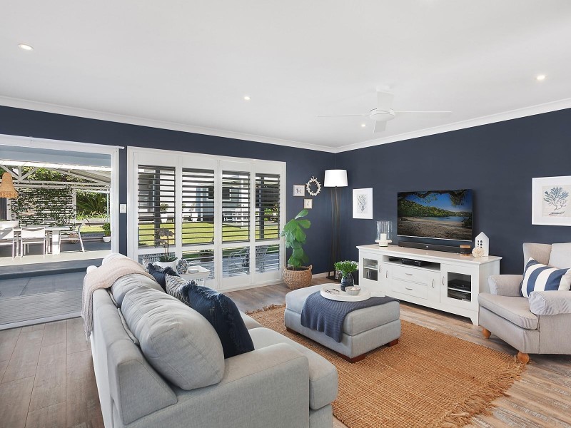 49 John Street, Forresters Beach NSW 2260