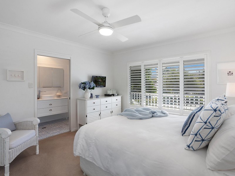 49 John Street, Forresters Beach NSW 2260