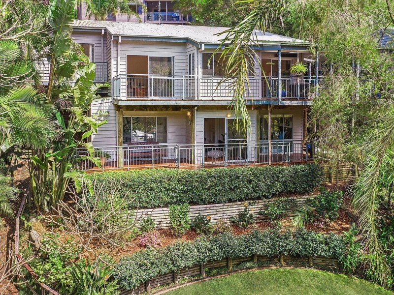 12 Harcourt Place, North Avoca NSW 2260