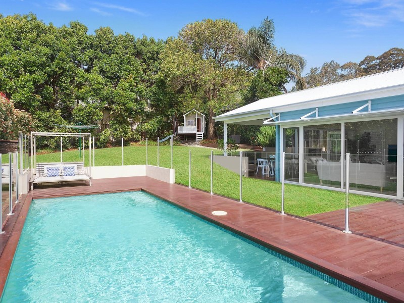 35 John Street, Forresters Beach NSW 2260