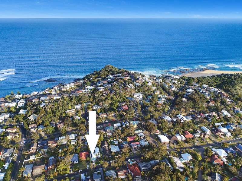 35 John Street, Forresters Beach NSW 2260