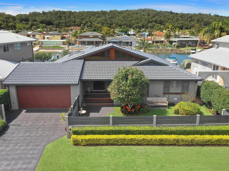 11 Nautilus Crescent, St Huberts Island NSW 2257