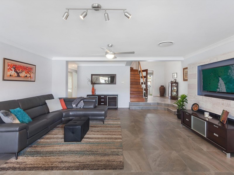 11 Nautilus Crescent, St Huberts Island NSW 2257