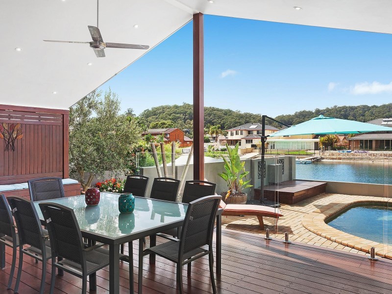 11 Nautilus Crescent, St Huberts Island NSW 2257
