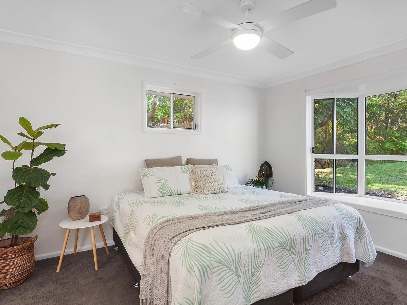 70 Lake Shore Drive, North Avoca NSW 2260