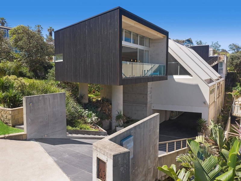 63 Forresters Beach Road, Forresters Beach NSW 2260