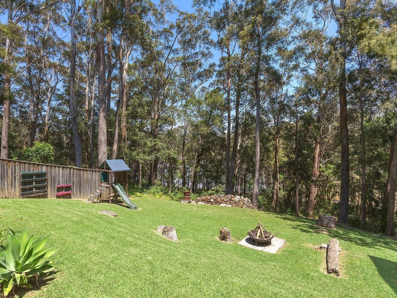 100 Lake Shore Drive, North Avoca NSW 2260