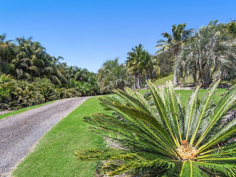 32 Whalans Road, Forresters Beach NSW 2260