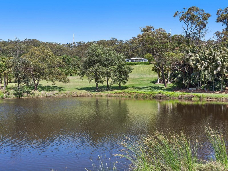 32 Whalans Road, Forresters Beach NSW 2260