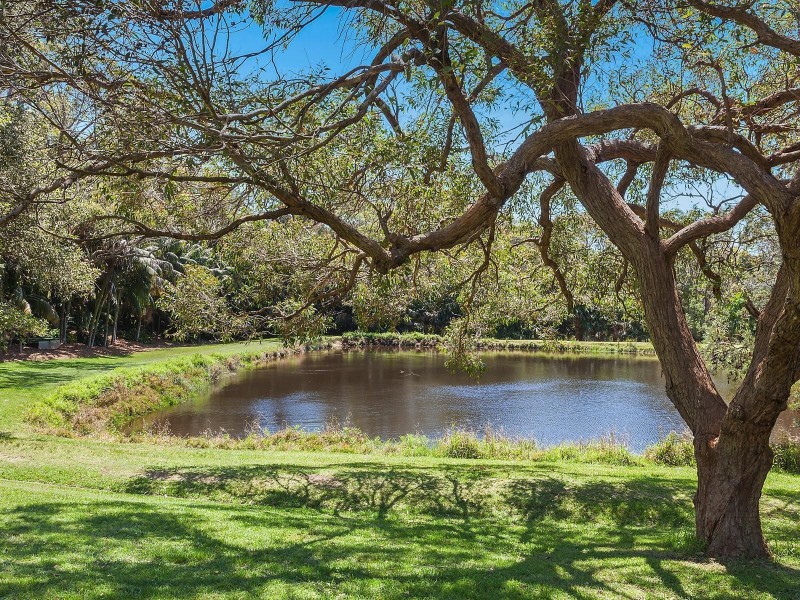 32 Whalans Road, Forresters Beach NSW 2260
