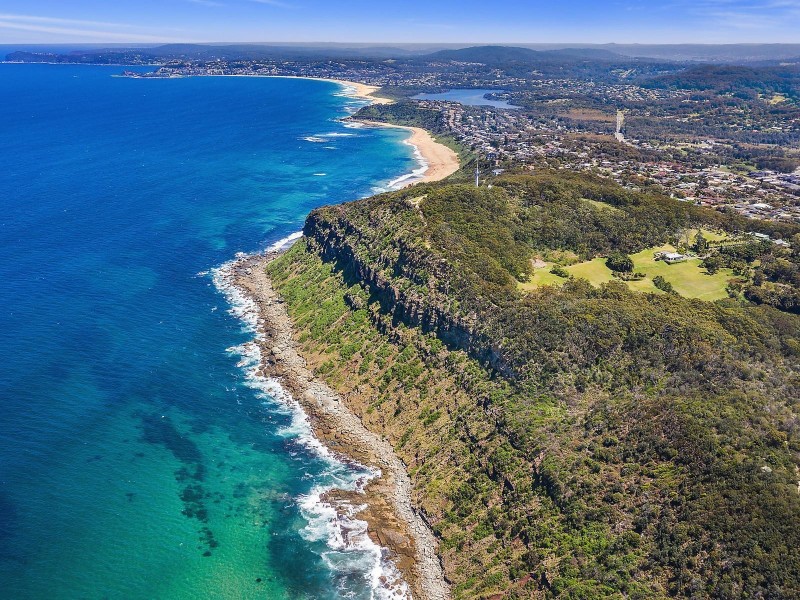 32 Whalans Road, Forresters Beach NSW 2260