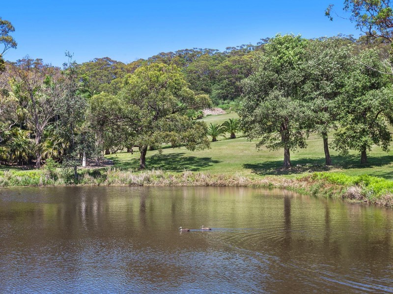32 Whalans Road, Forresters Beach NSW 2260