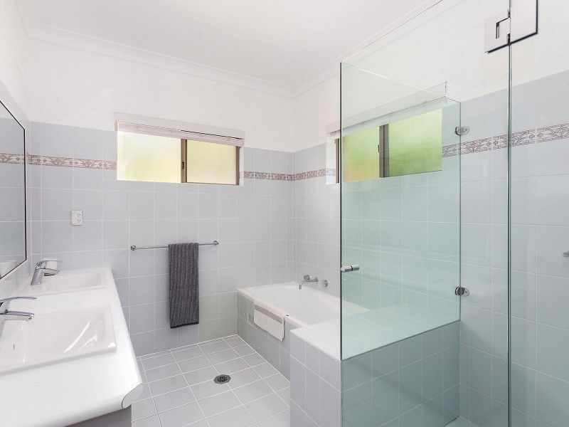 15 Hibiscus Avenue, North Avoca NSW 2260