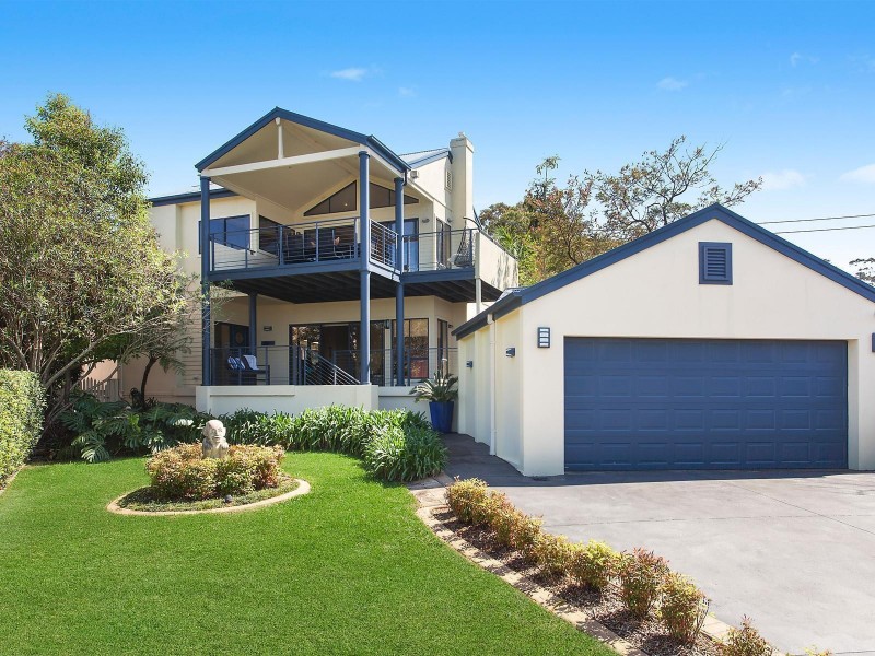 18 Blue Bell Drive, Wamberal NSW 2260