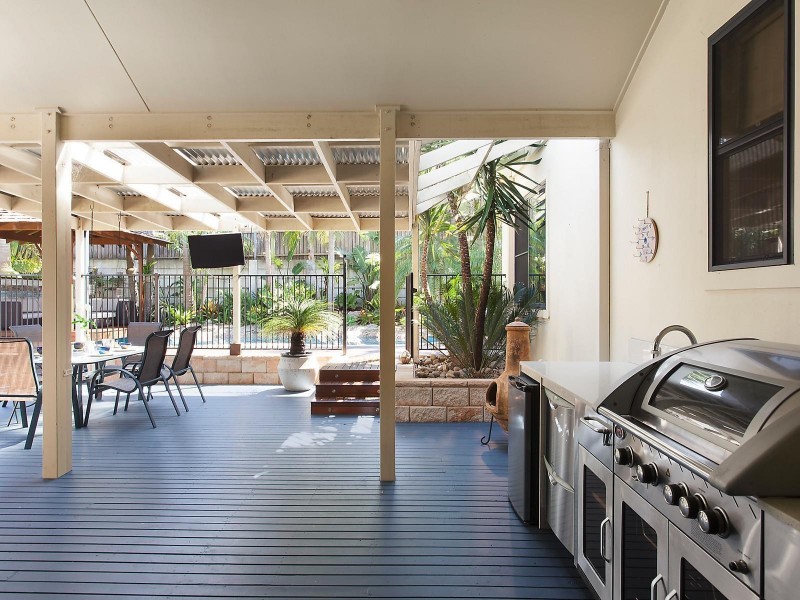 18 Blue Bell Drive, Wamberal NSW 2260