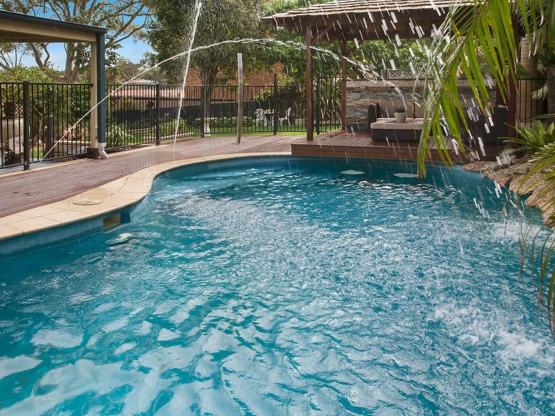 18 Blue Bell Drive, Wamberal NSW 2260