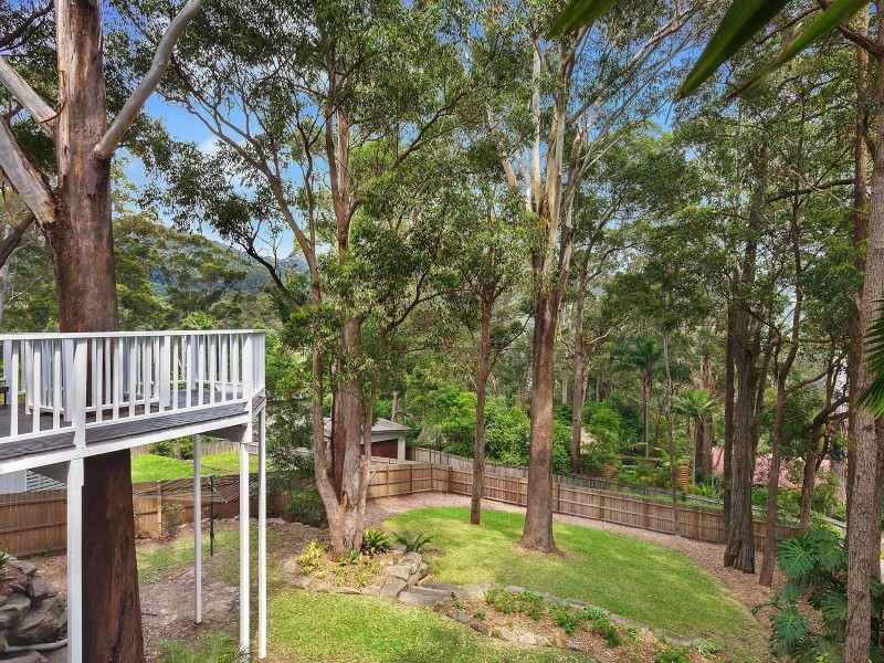 15 Peel Street, Avoca Beach NSW 2251