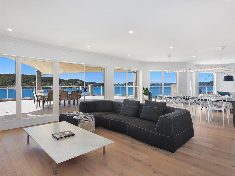 14/5 Wharf Street, East Gosford NSW 2250